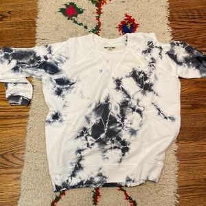 Tie-dye sweatshirt